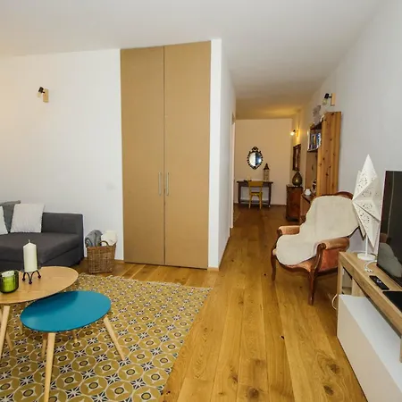 Apartamento Casa Noa, Con Giardino Privato Gemonio