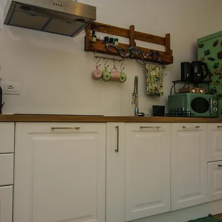 Casa Noa, Con Giardino Privato Lägenhet Gemonio