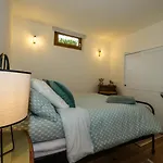 Casa Noa, Con Giardino Privato * Gemonio